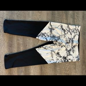 Victoria secret PINK ultimate leggings